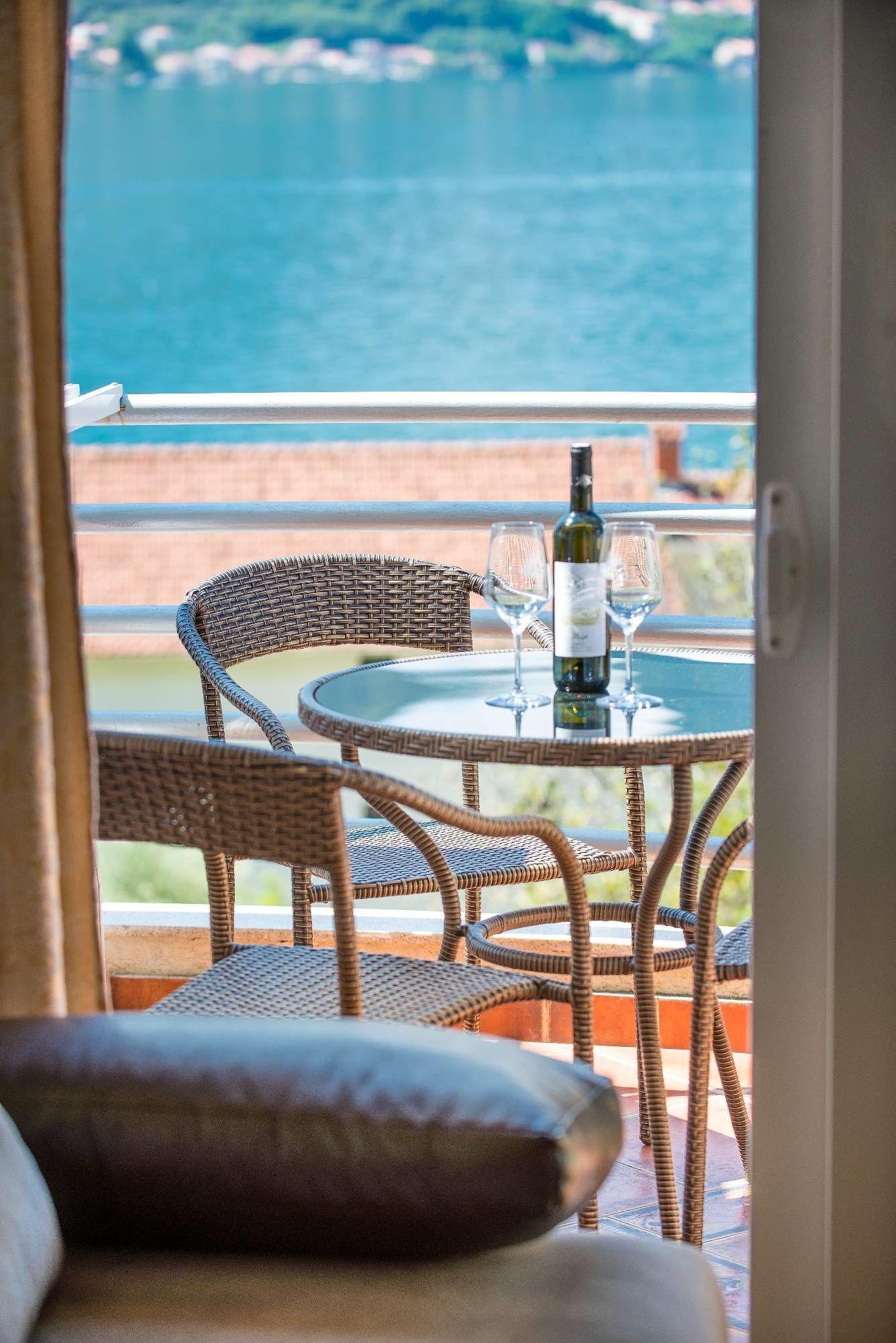 Apartments Ivardic Kotor Eksteriør bilde