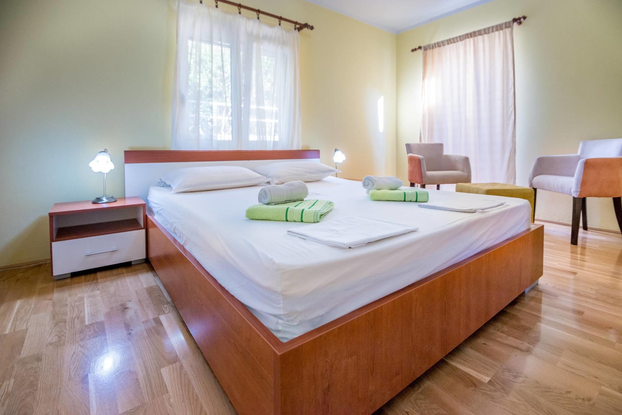 Apartments Ivardic Kotor Eksteriør bilde