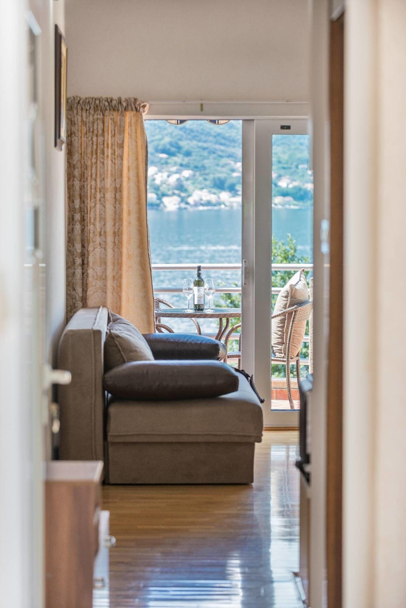 Apartments Ivardic Kotor Eksteriør bilde