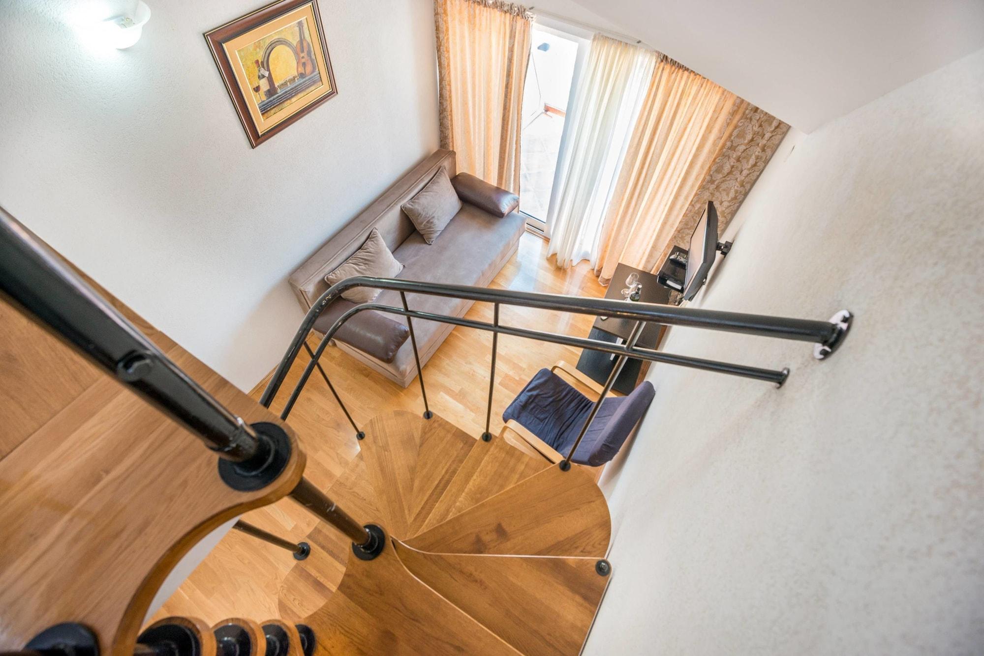 Apartments Ivardic Kotor Eksteriør bilde